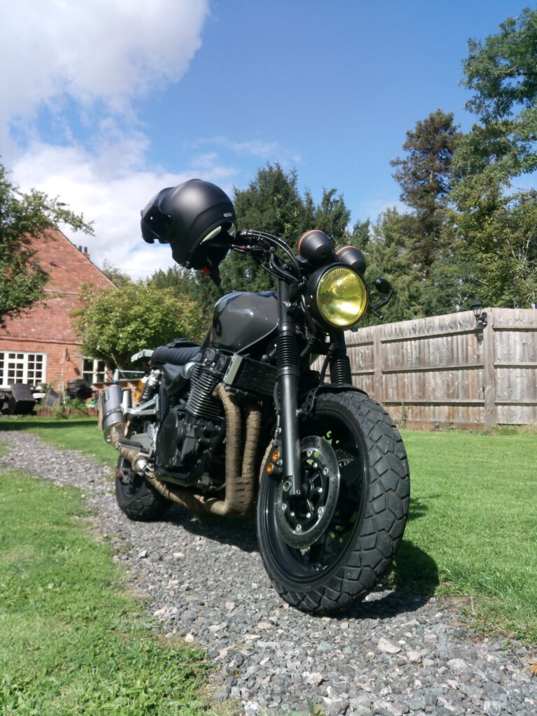 Xjr 1300 custom