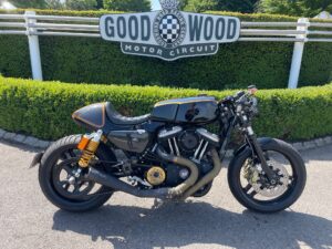 Carbon Fiber Cafe Racer photo 1