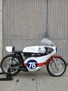 Yamaha tz350a racer photo 1