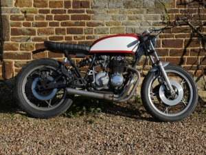 Honda CB400 Cafe Racer photo 5