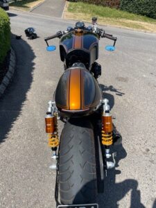 Carbon Fiber Cafe Racer photo 2