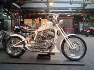 Harley Spirtster 1200 XLH photo 3