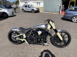 Harley Davidson Breakout Custom Bui photo 5