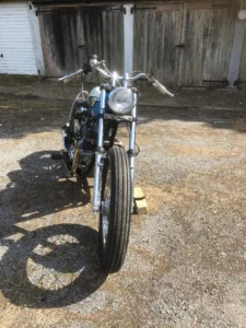 Triumph T140 Bobber photo 2