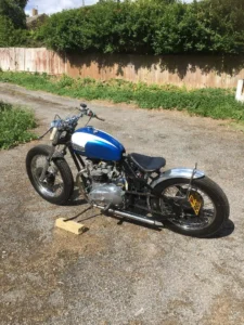Triumph T140 Bobber photo 3