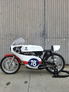 Yamaha tz350a racer photo 2